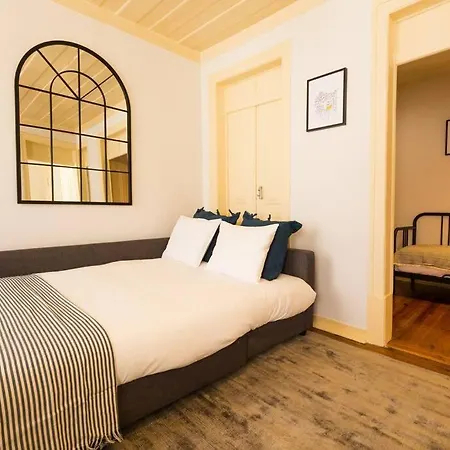 Ola - Castelo Iv Apartment