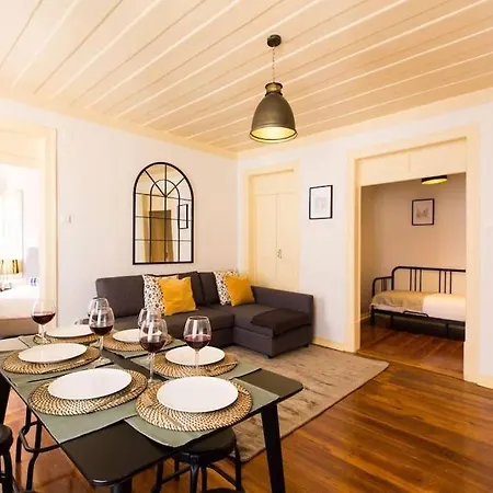 Ola - Castelo Iv Apartment *