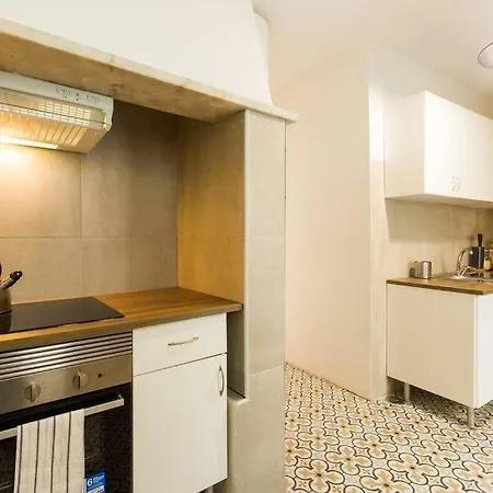 Ola - Castelo Iv Lisboa